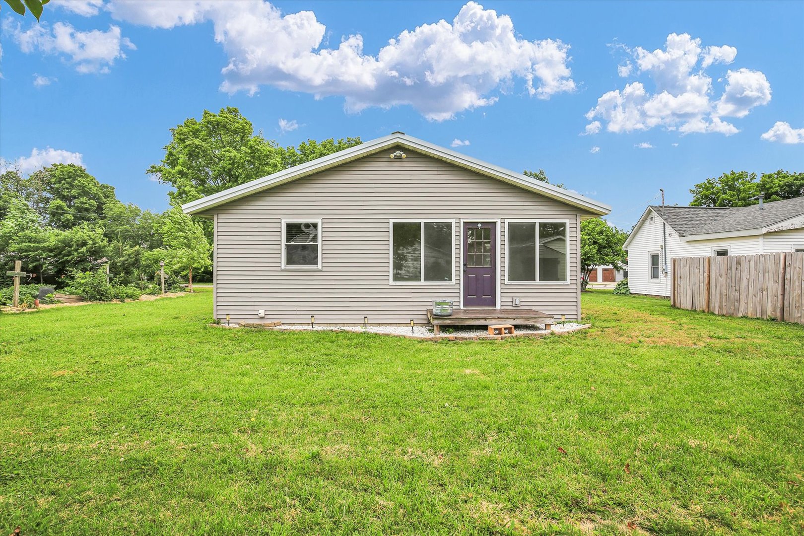 521 North McClellan Street Sullivan, IL 61951 - Photo 23 of 27