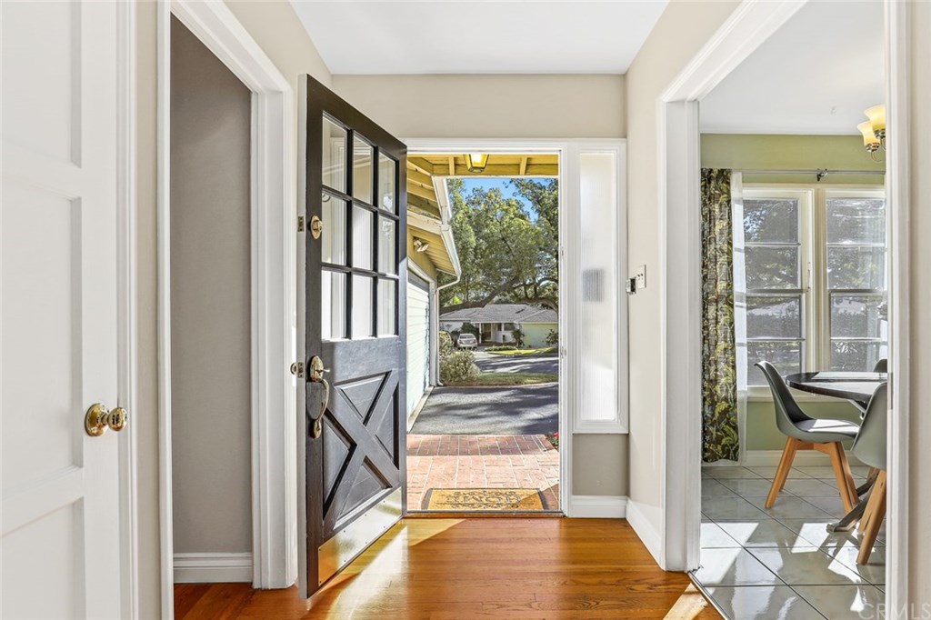 3779 Mayfair Drive Pasadena, CA 91107 - Photo 2 of 27