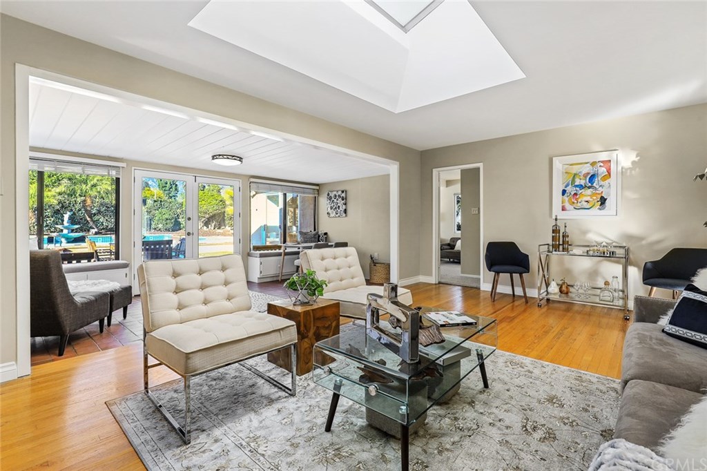 3779 Mayfair Drive Pasadena, CA 91107 - Photo 5 of 27