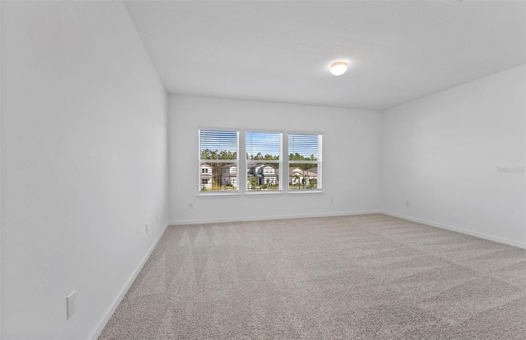 1626 Fallon Pass Zephyrhills, FL 33541 - Photo 12 of 22