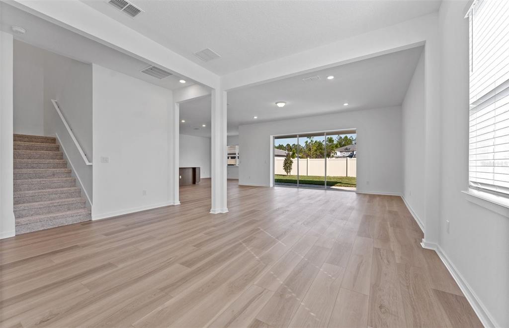 1626 Fallon Pass Zephyrhills, FL 33541 - Photo 8 of 22