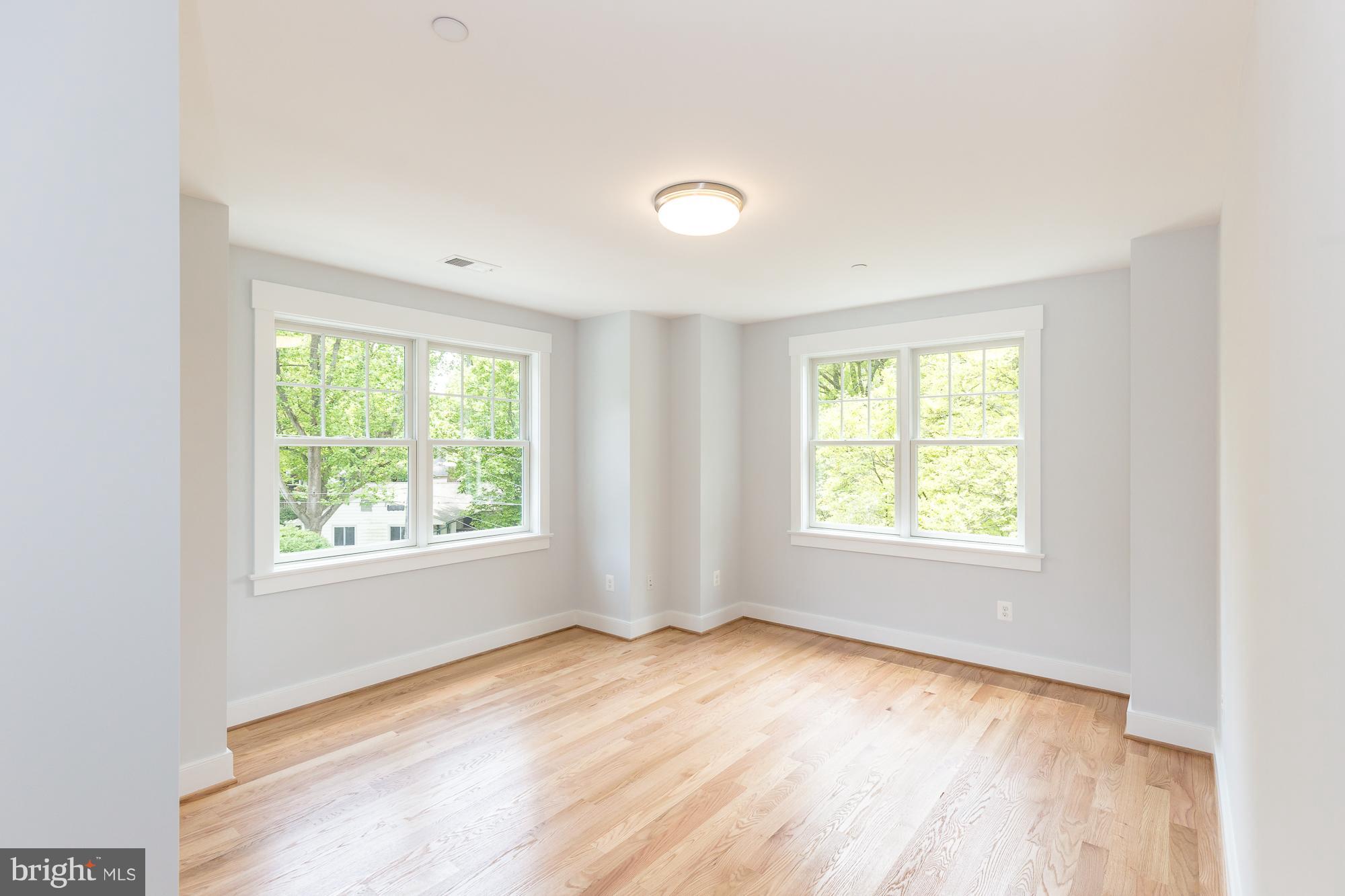 6206 East Halbert Road Bethesda, MD 20817 - Photo 11 of 30 Front Sitting Room