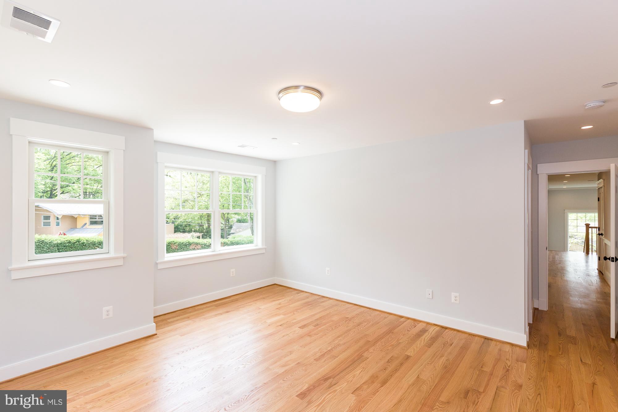 6206 East Halbert Road Bethesda, MD 20817 - Photo 14 of 30 Bedroom