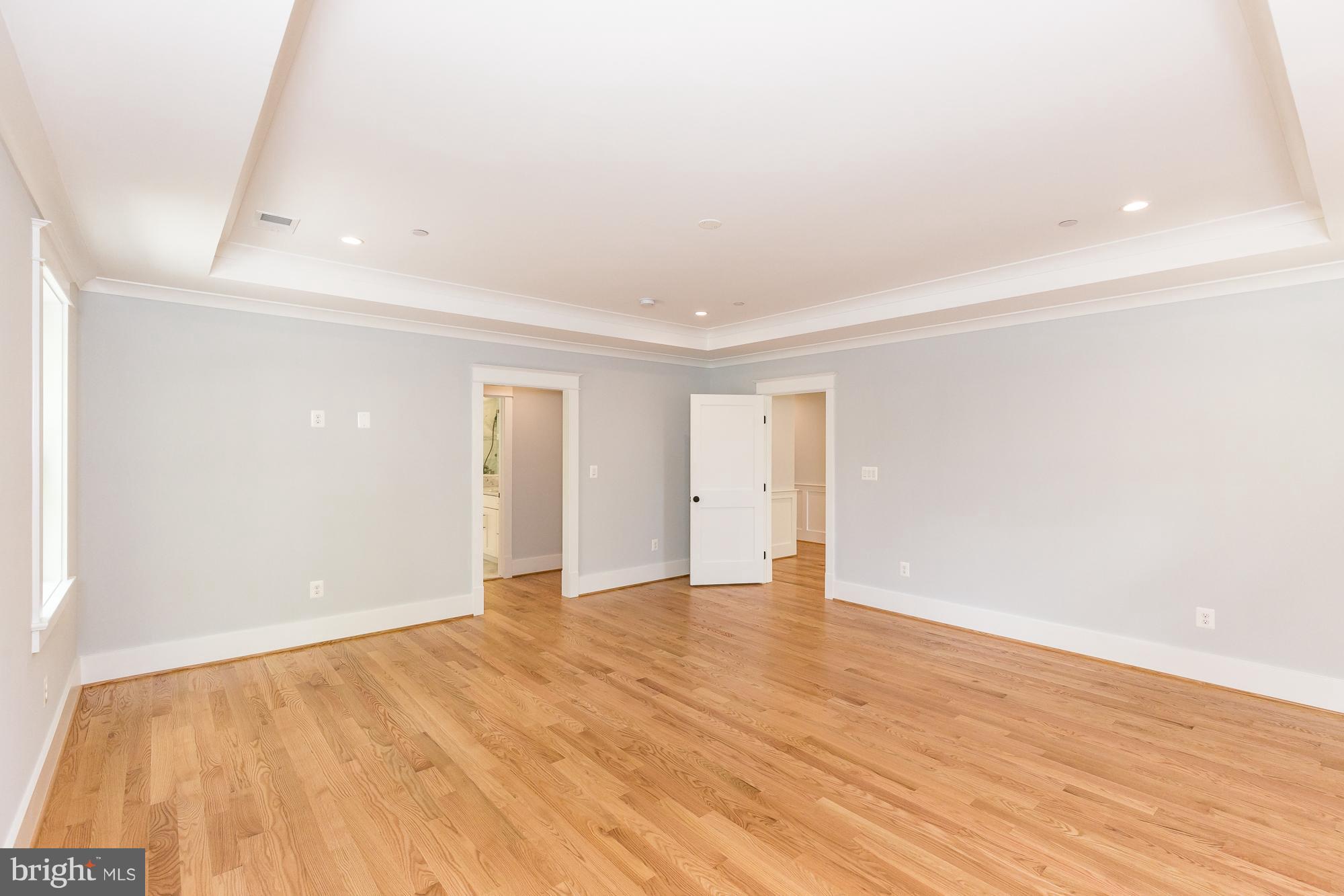 6206 East Halbert Road Bethesda, MD 20817 - Photo 18 of 30 Bedroom (Master)