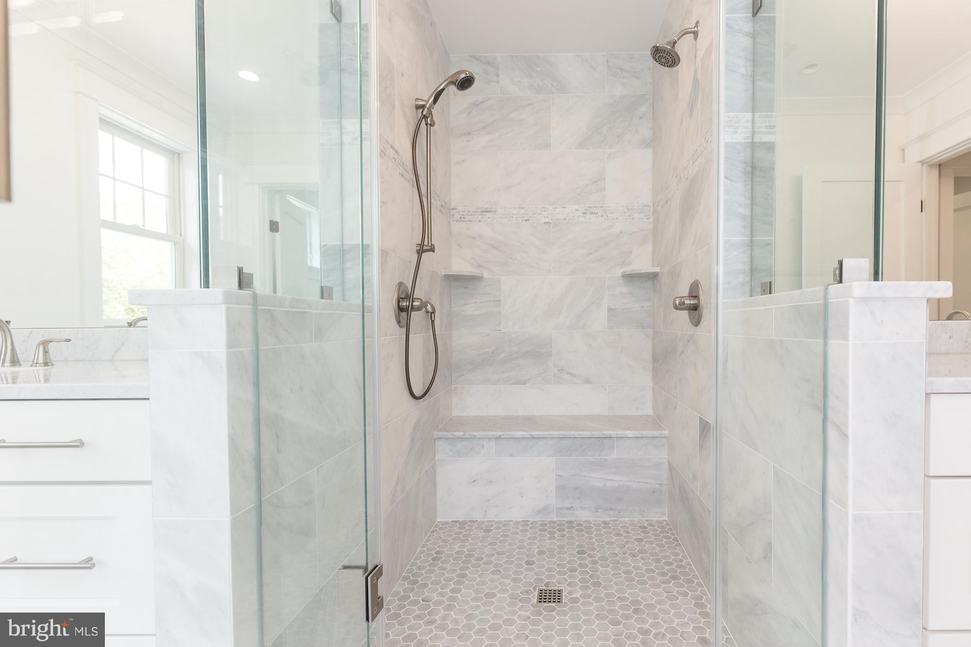6206 East Halbert Road Bethesda, MD 20817 - Photo 22 of 30 Bath (Master)