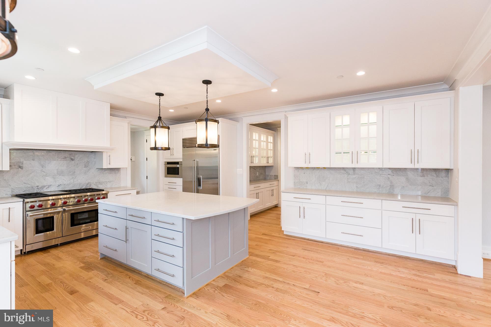 6206 East Halbert Road Bethesda, MD 20817 - Photo 4 of 30 Kitchen