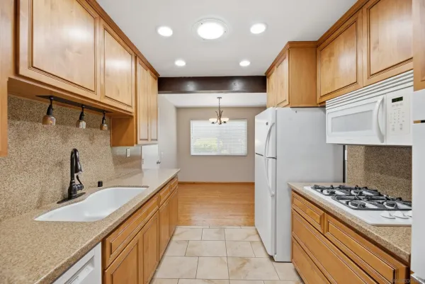 $949,000 | 12721 Via La Gardenia, Poway, CA 92064