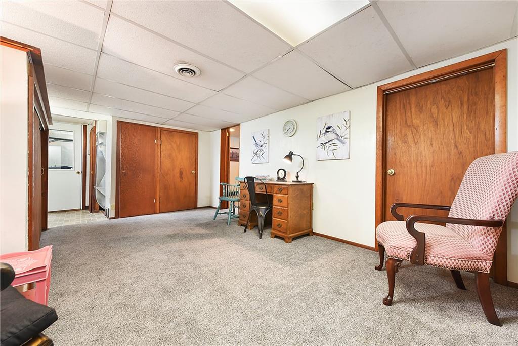 292 Moon Clinton Road Coraopolis, PA 15108 - Photo 31 of 34 a view of a livingroom with furniture and a window
