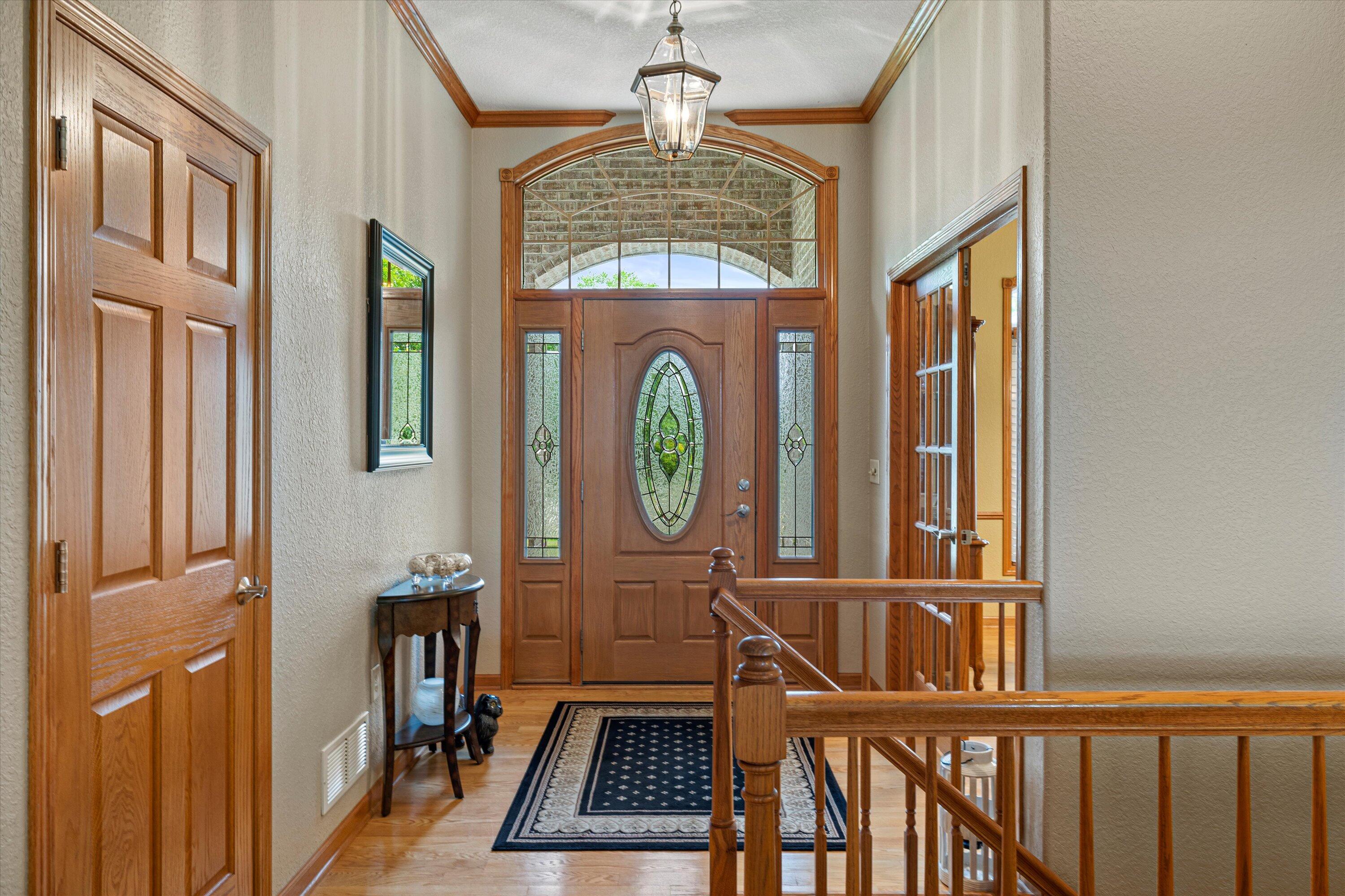 1855 River Lakes Road South Oconomowoc, WI 53066 - Photo 11 of 40 Foyer
