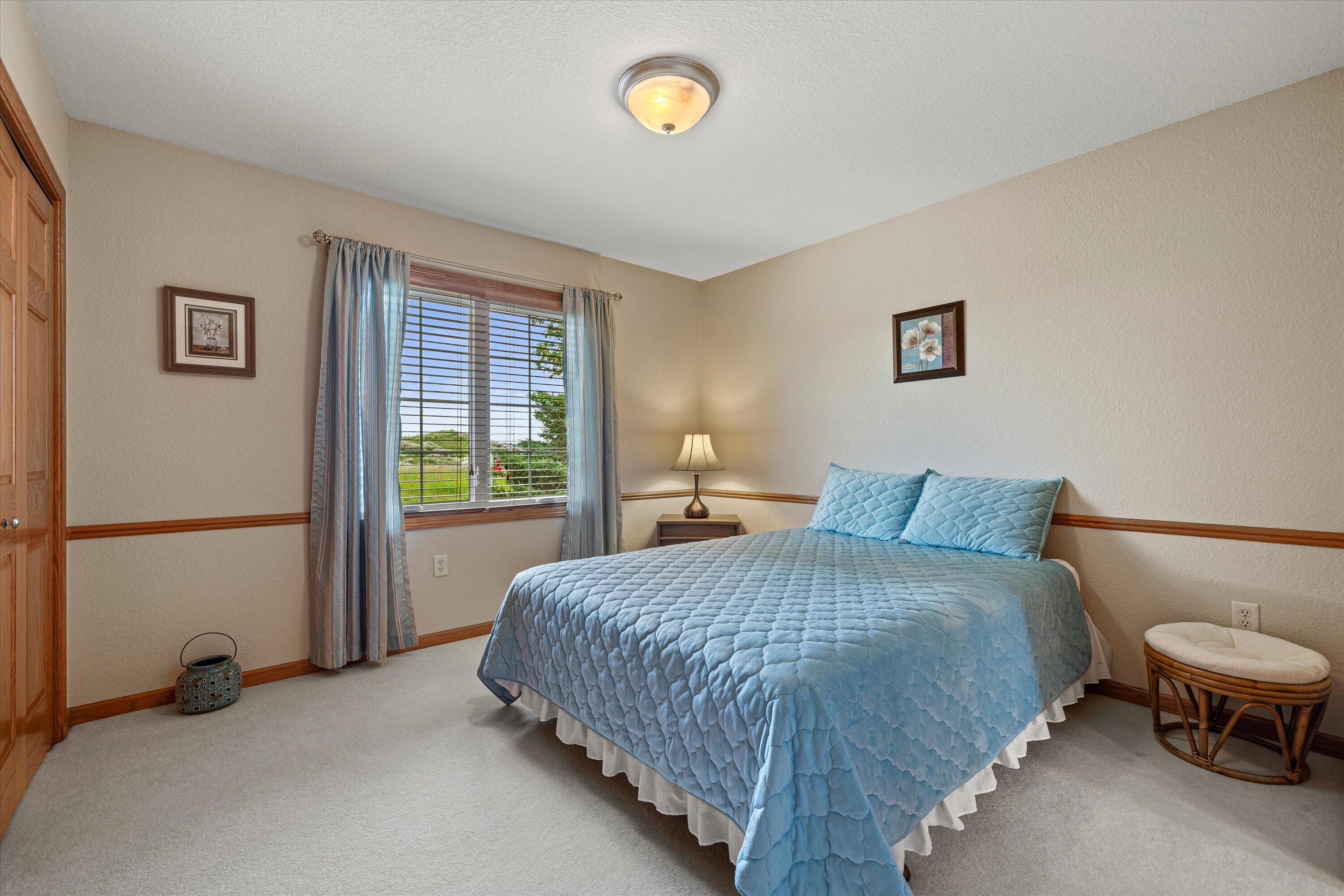 1855 River Lakes Road South Oconomowoc, WI 53066 - Photo 26 of 40 Bedroom