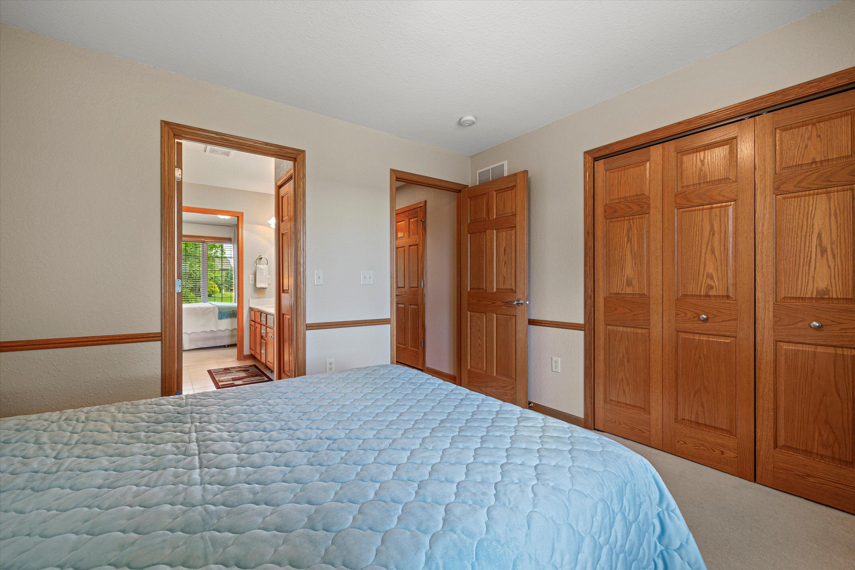 1855 River Lakes Road South Oconomowoc, WI 53066 - Photo 27 of 40 Bedroom