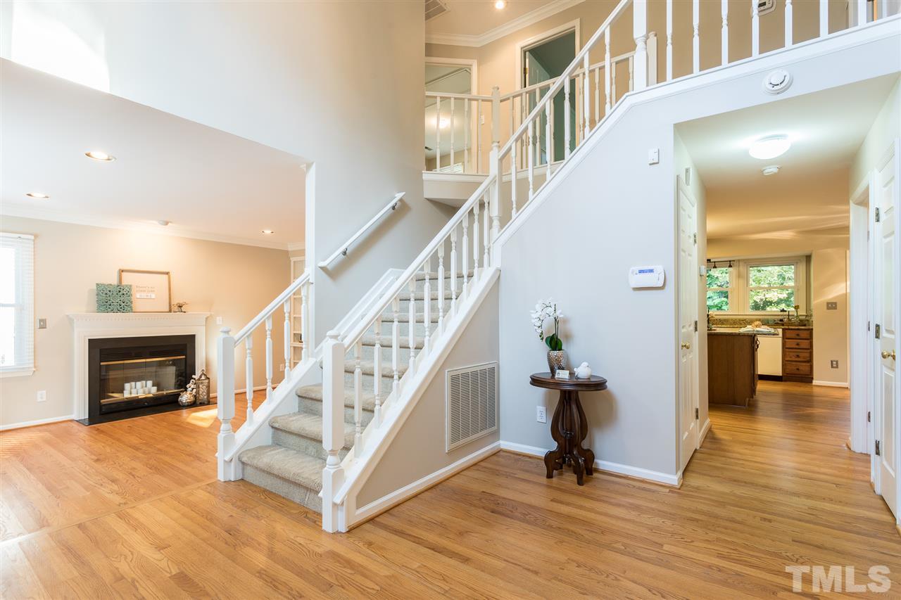 4608 Thendara Way Raleigh, NC 27612 - Photo 4 of 30