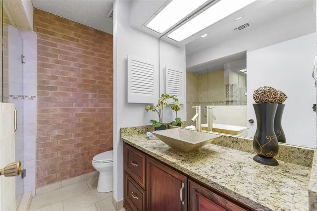 $280,000 | 714 Oakwood Trail, Fort Worth, TX 76112