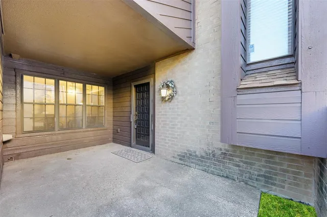 $280,000 | 714 Oakwood Trail, Fort Worth, TX 76112