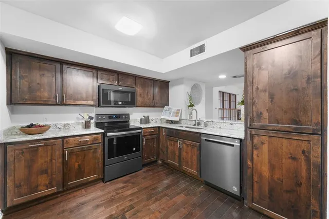 $280,000 | 714 Oakwood Trail, Fort Worth, TX 76112