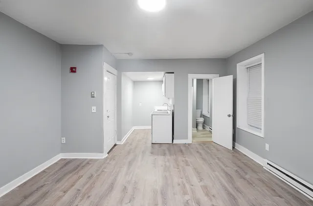 $1,399 | 24 Charlton Street, Unit 5, Worcester, MA 01608