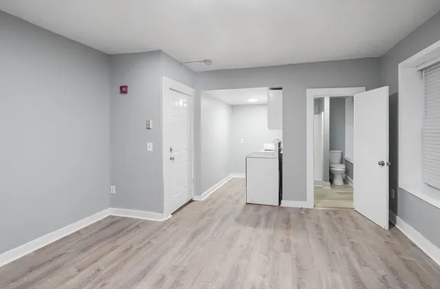 $1,399 | 24 Charlton Street, Unit 5, Worcester, MA 01608