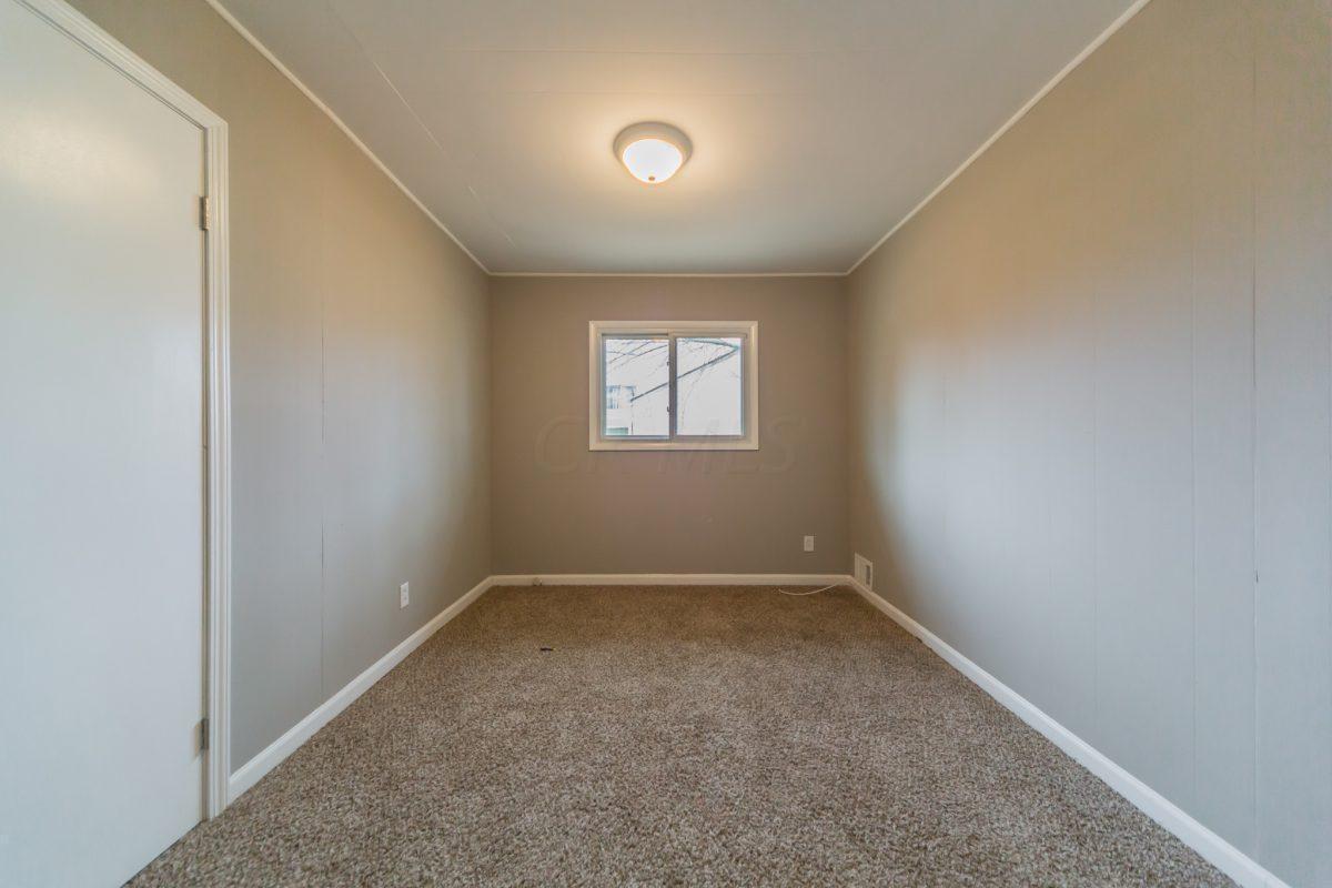 1131 Country Club Road Columbus, OH 43227 - Photo 22 of 27 Gallery Image 22