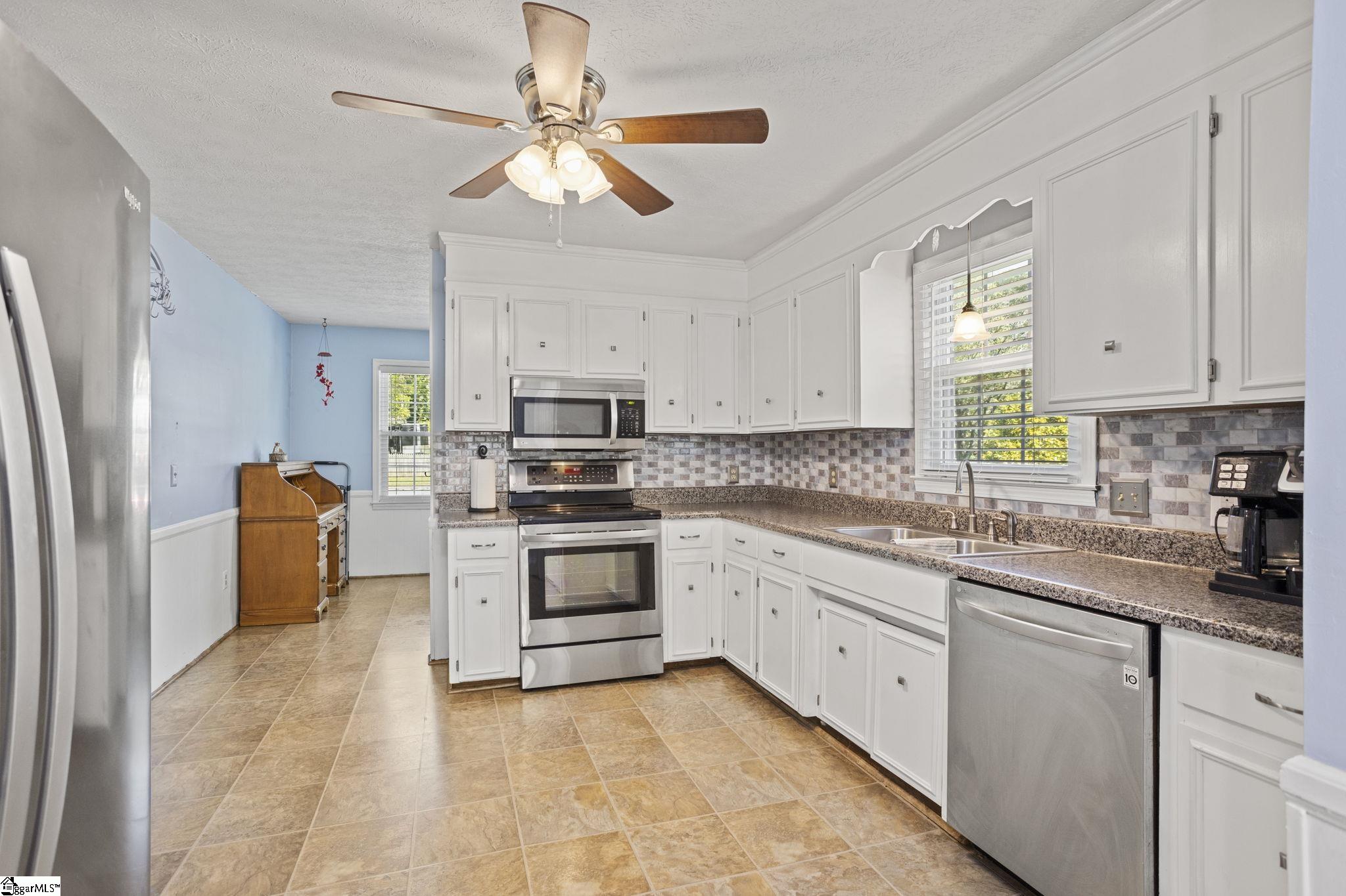 130 Brookbend Road Mauldin, SC 29662 - Photo 20 of 31 Gallery Image 20