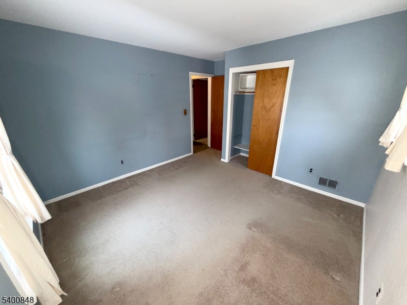 19 Chestnut Hill Road Randolph, NJ 07869 - Photo 12 of 26