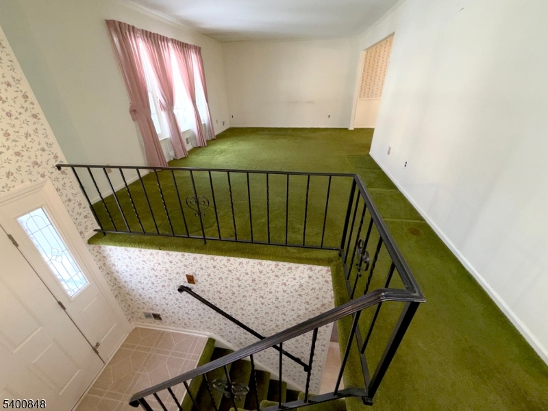 19 Chestnut Hill Road Randolph, NJ 07869 - Photo 6 of 26