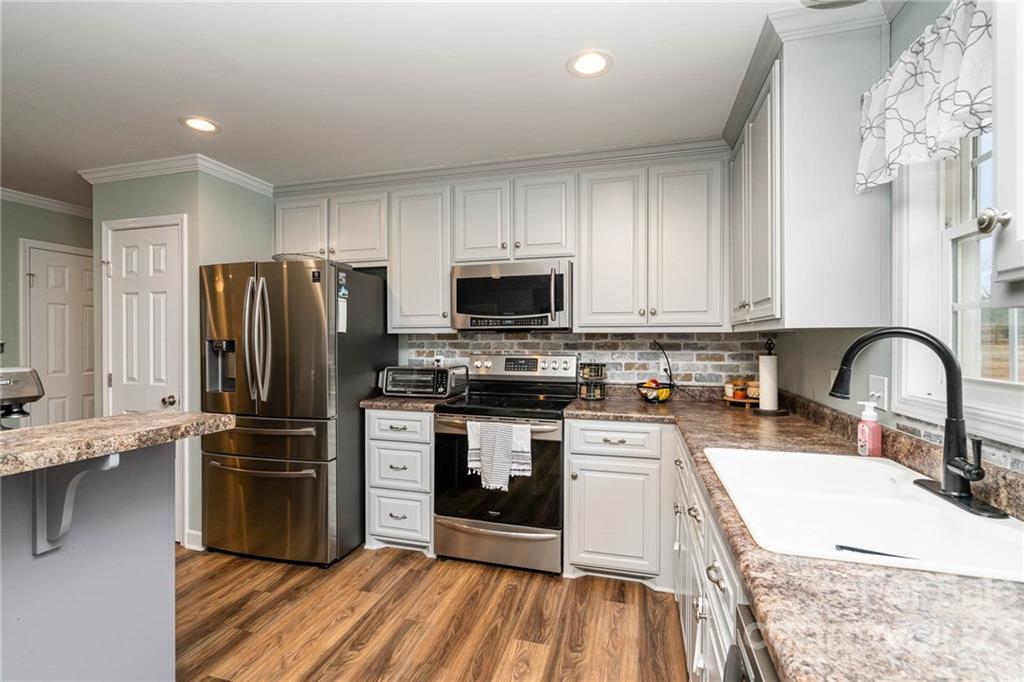 515 West Armory Road Jefferson, SC 29718 - Photo 11 of 28 Gallery Image 11