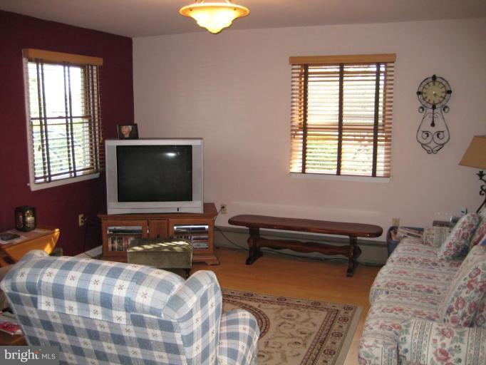6211 Golden Ring Road Rosedale, MD 21237 - Photo 6 of 22 Family Room