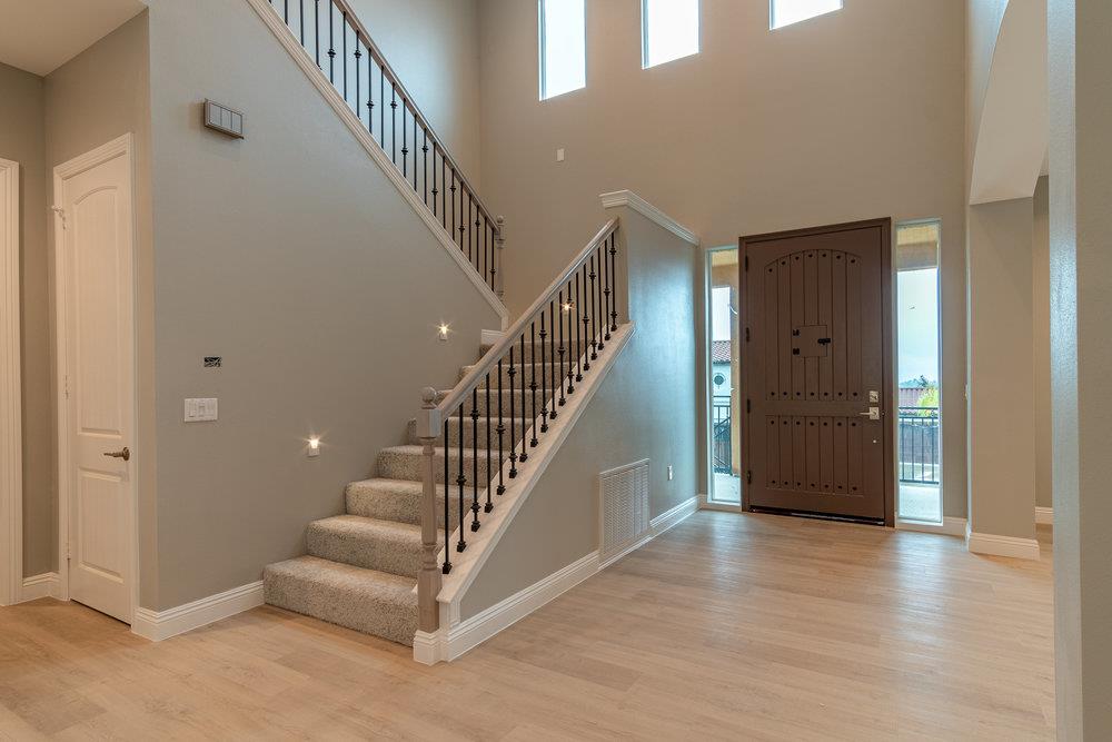 6575 Eagle Ridge Court Gilroy, CA 95020 - Photo 4 of 74 Gallery Image 4