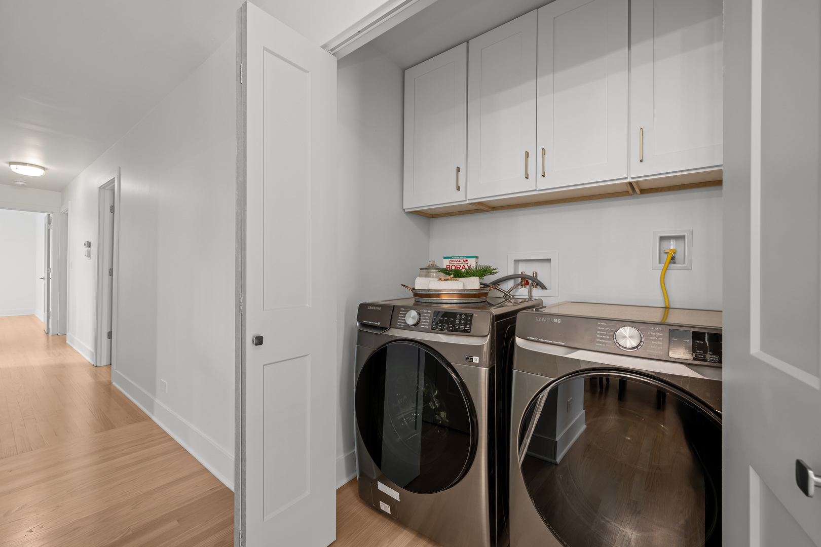 1405 West Street Naperville, IL 60563 - Photo 31 of 43 a utility room with dryer and washer