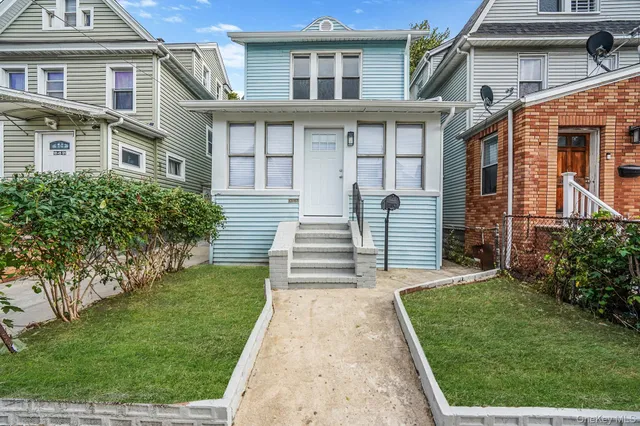 $799,000 | 101-47 131st Street | South Richmond Hill