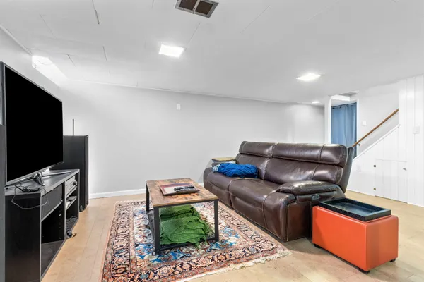 $4,100 | 1126 Wines Drive, Ann Arbor, MI 48103