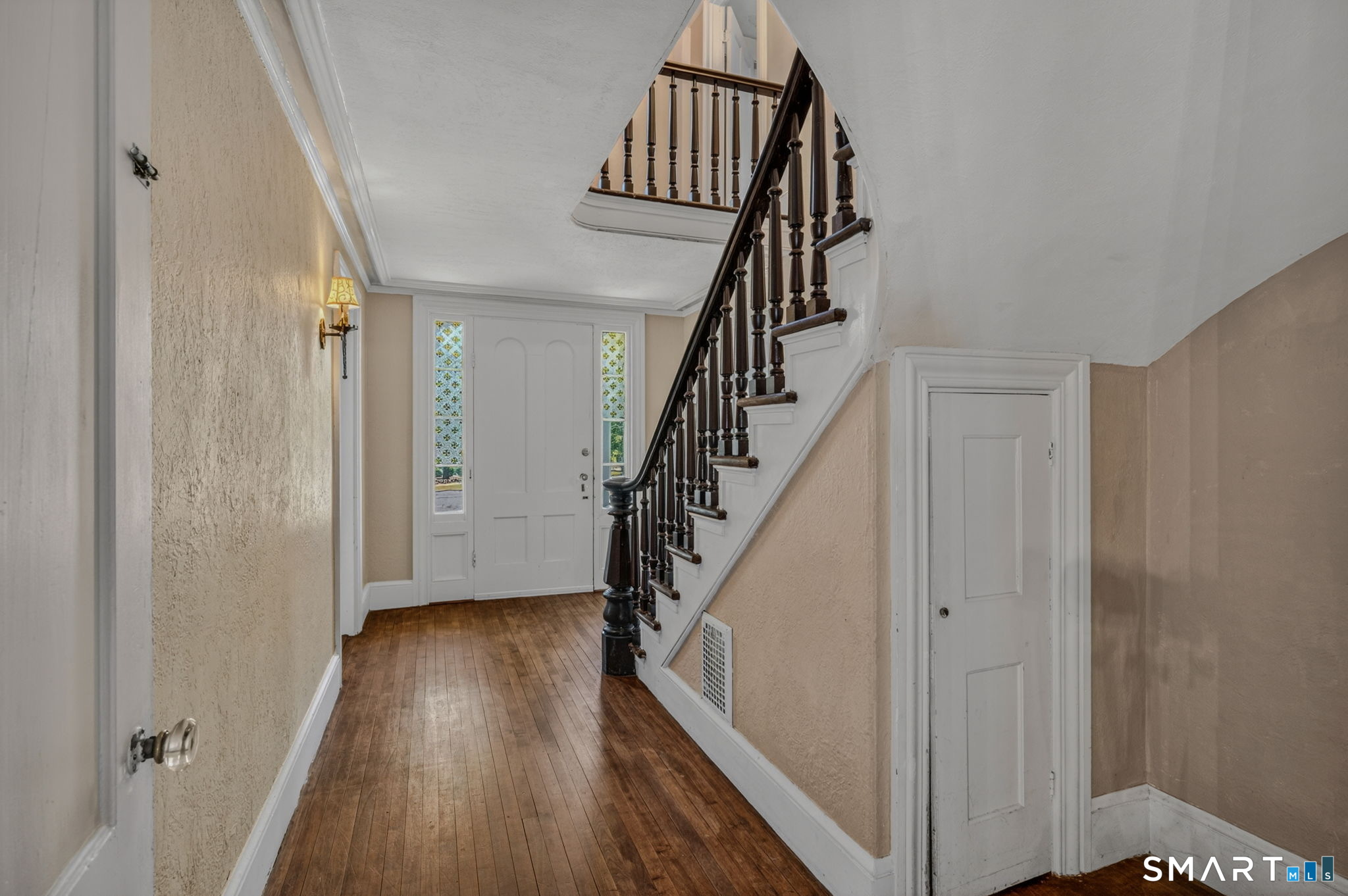 616 Murdock Avenue Meriden, CT 06450 - Photo 9 of 38