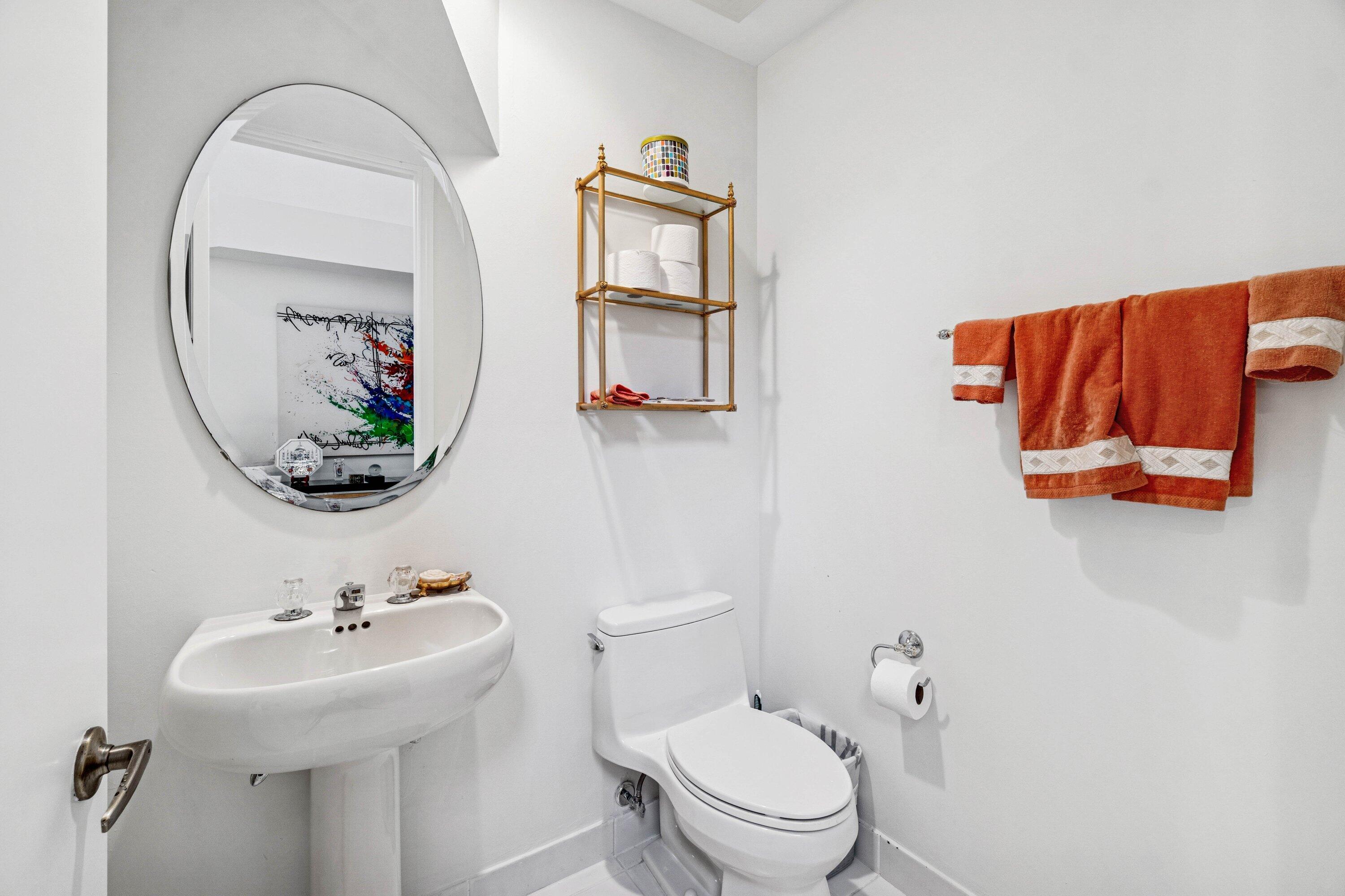 6237 San Michel Way Delray Beach, FL 33484 - Photo 11 of 50 Powder Room