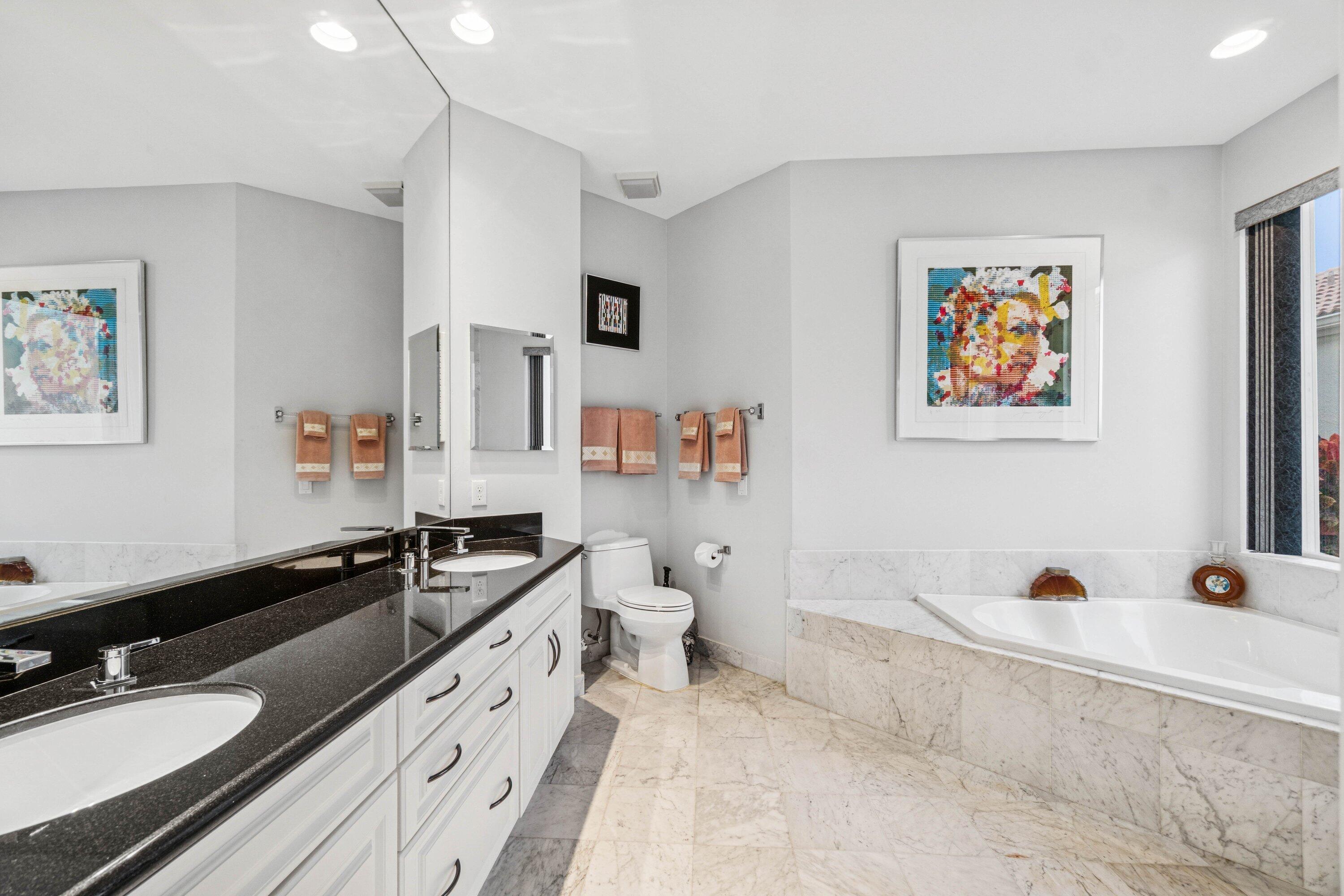 6237 San Michel Way Delray Beach, FL 33484 - Photo 16 of 50 Primary Bathroom