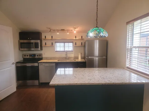 $1,915 | 1313 Canton Street, Orlando, FL 32803