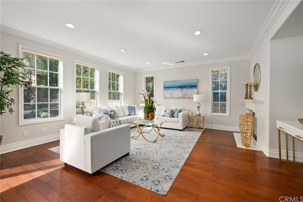 825 Cambridge Court Pasadena, CA 91107 - Photo 20 of 58 a living room with furniture and a table