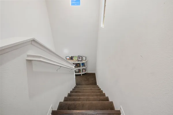 $525,000 | 565 Via De La Paz, Palm Desert, CA 92211