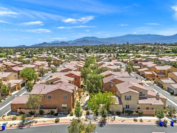 $525,000 | 565 Via De La Paz, Palm Desert, CA 92211