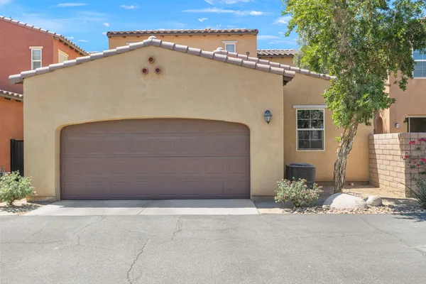 $525,000 | 565 Via De La Paz, Palm Desert, CA 92211