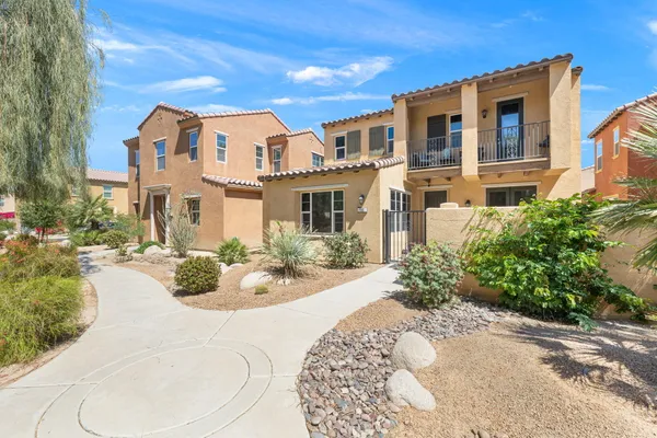 $525,000 | 565 Via De La Paz, Palm Desert, CA 92211