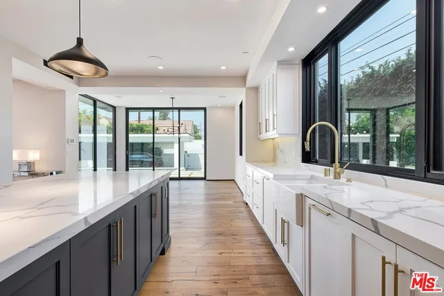 $3,875,000 | 6115 West 6th Street, Los Angeles, CA 90048