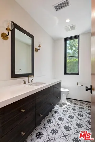 $3,875,000 | 6115 West 6th Street, Los Angeles, CA 90048