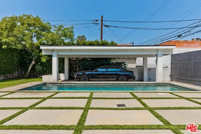 $3,875,000 | 6115 West 6th Street, Los Angeles, CA 90048