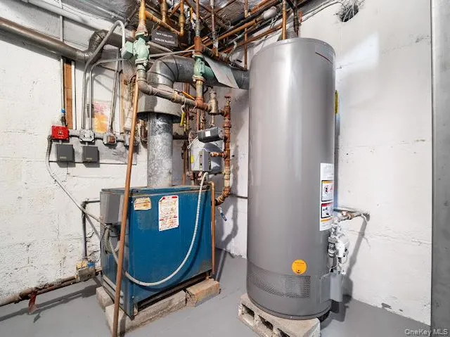 a view of washer and dryer