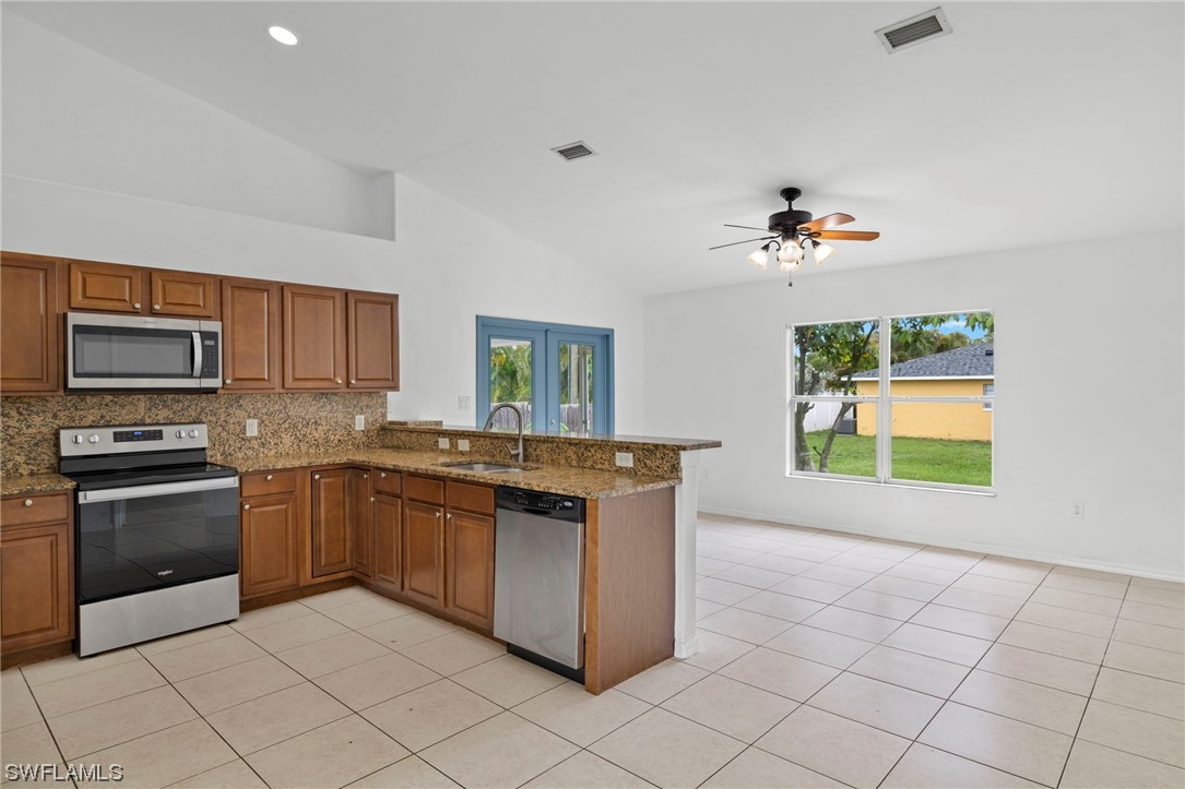 9016 Shaddock Road West Fort Myers, FL 33967 - Photo 20 of 31 Gallery Image 20