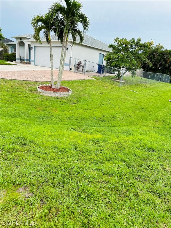9016 Shaddock Road West Fort Myers, FL 33967 - Photo 2 of 31 Gallery Image 2
