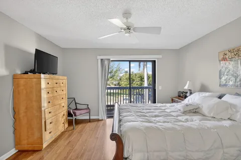 $334,800 | 1642 North 15th Terrace, Hollywood, FL 33020