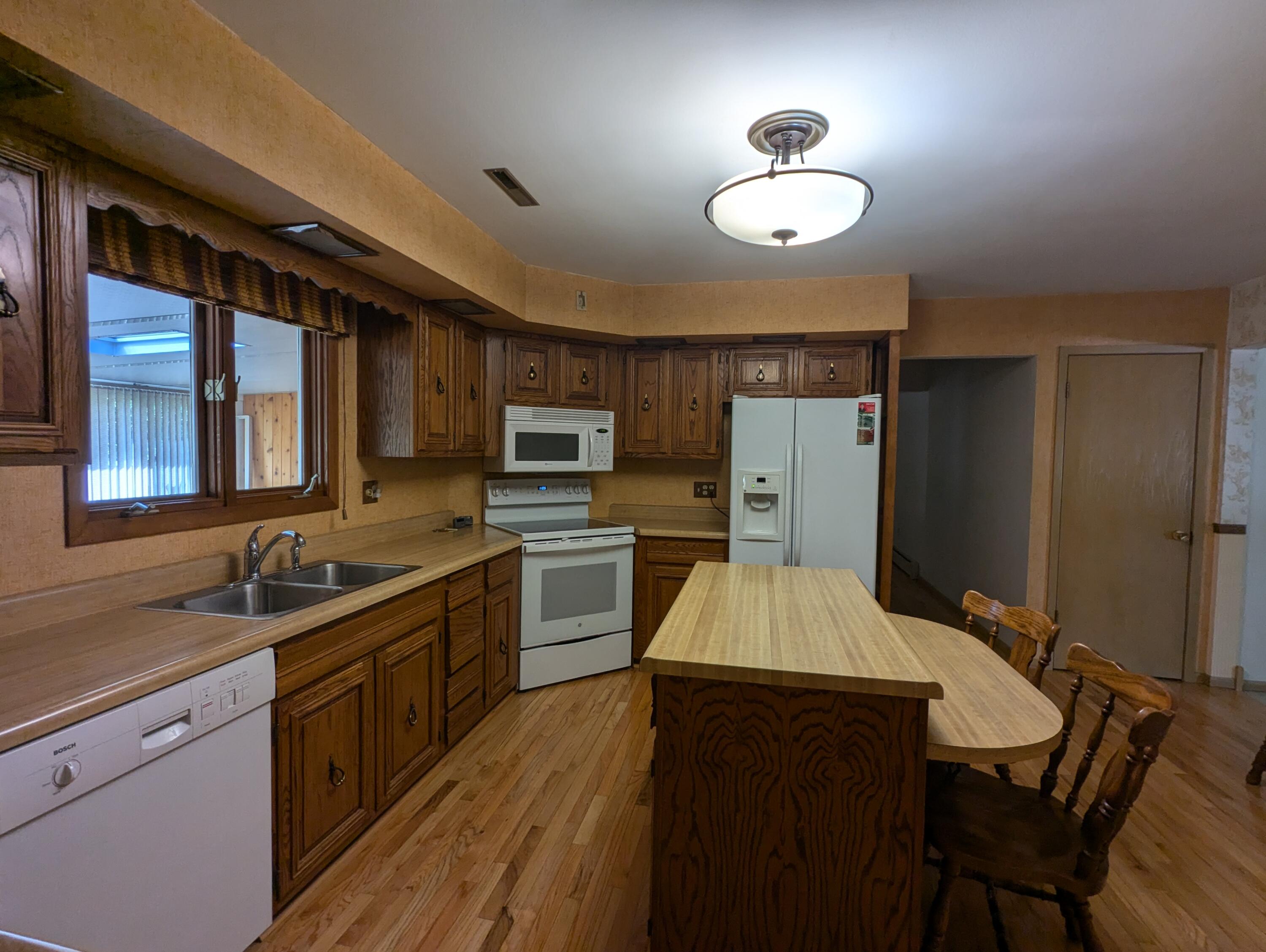 515 North Street Sparta, WI 54656 - Photo 19 of 54 PXL_20250828_162554092