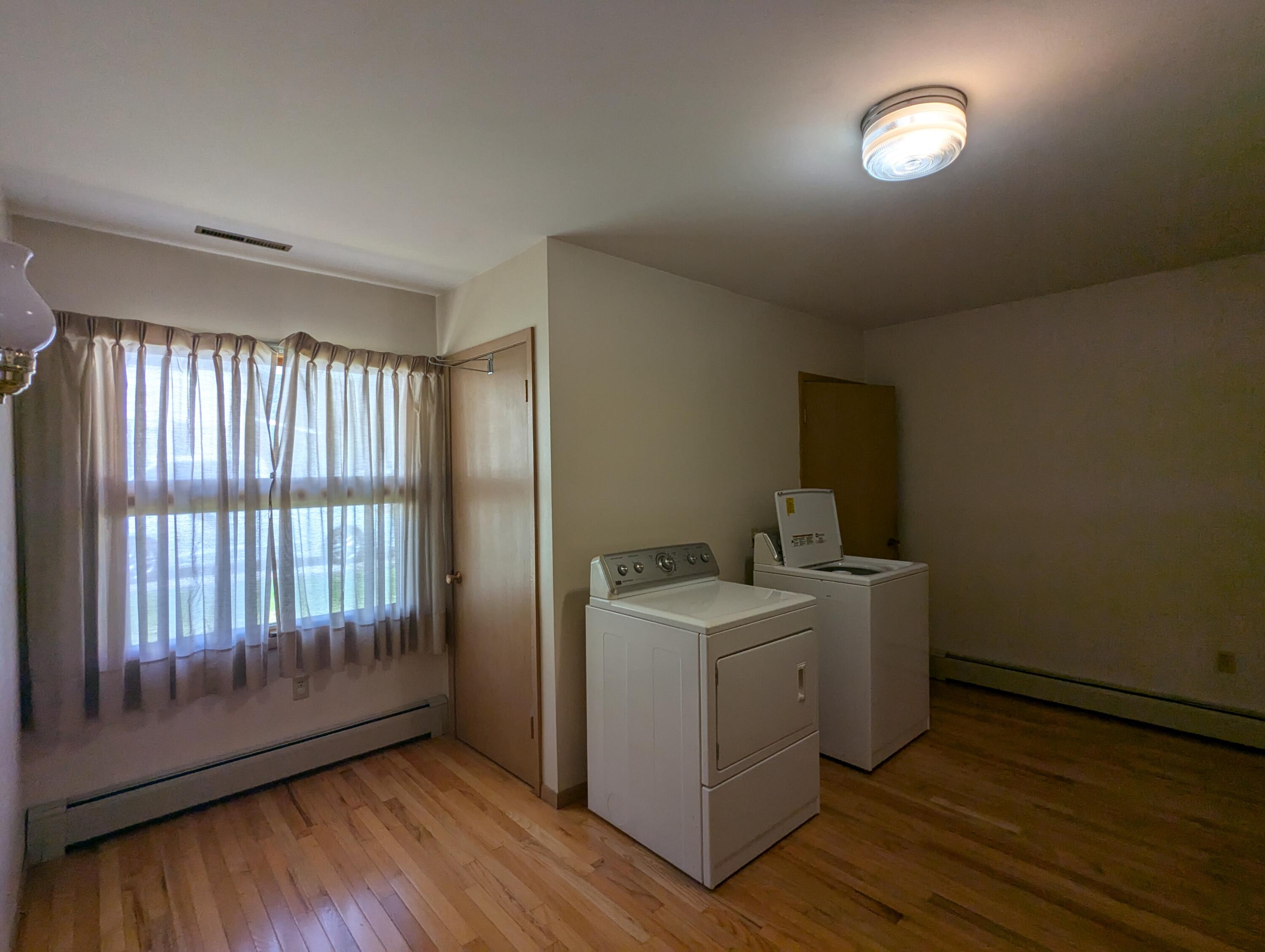 515 North Street Sparta, WI 54656 - Photo 28 of 54 PXL_20250828_162249104