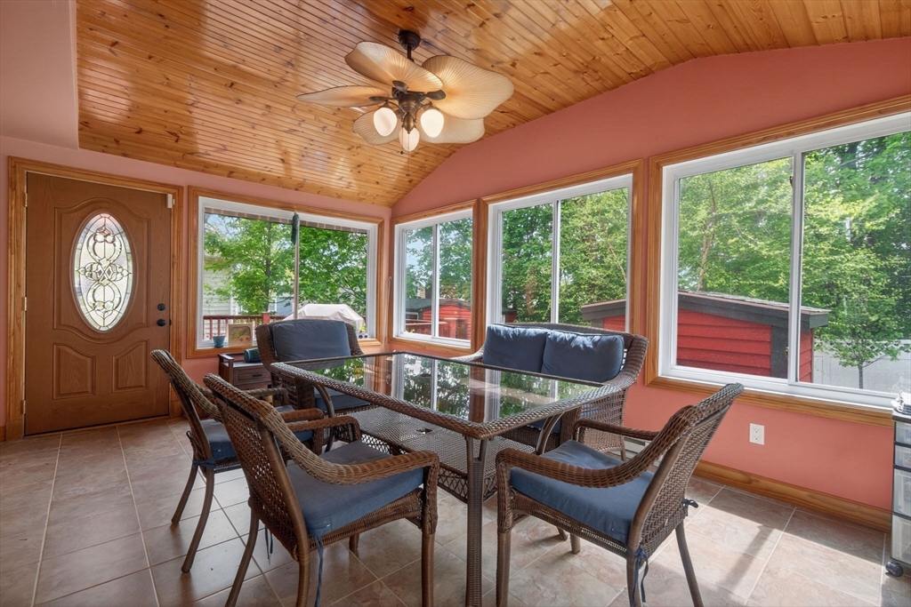 8 Hawthorne Street Watertown, MA 02472 - Photo 13 of 37